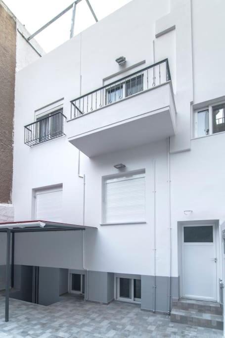 Downtown Petralona Apartment Атина Екстериор снимка